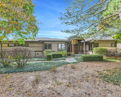 6n498 Splitrail Court, St. Charles