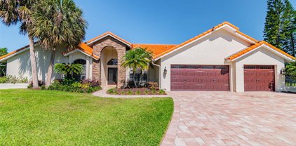 5205 Fabber Court, Tampa