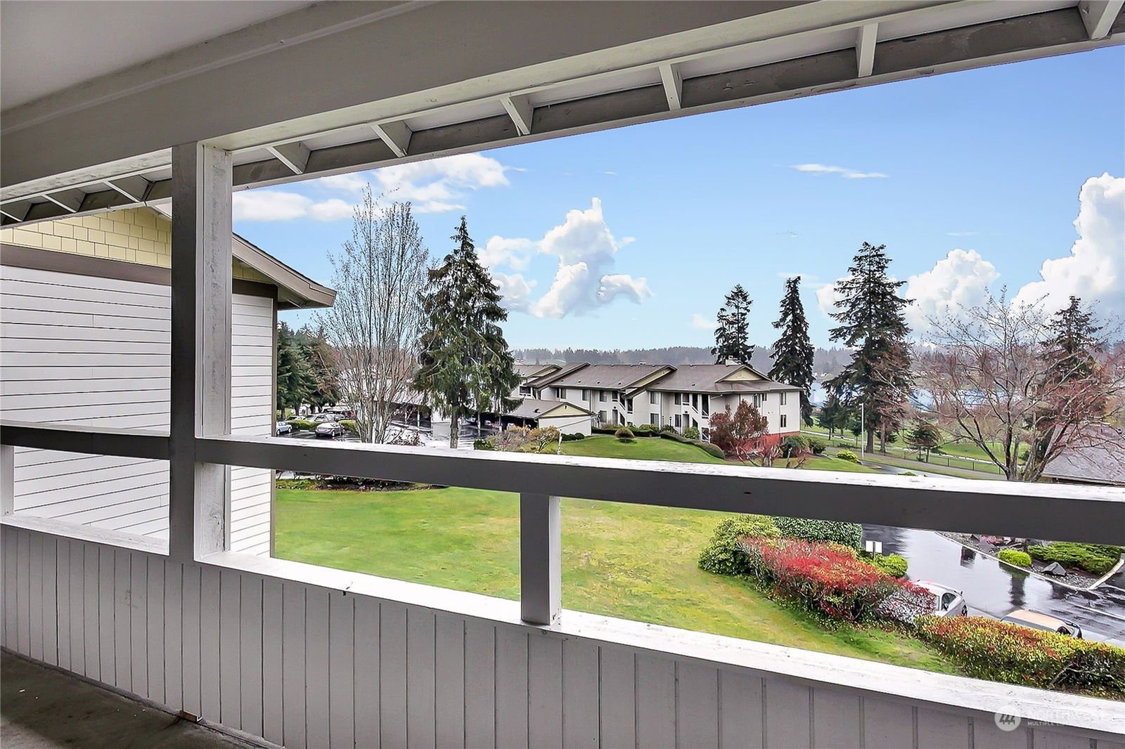 23405 Lakeview Drive Unit H302, Mountlake Terrace MLS 2056021