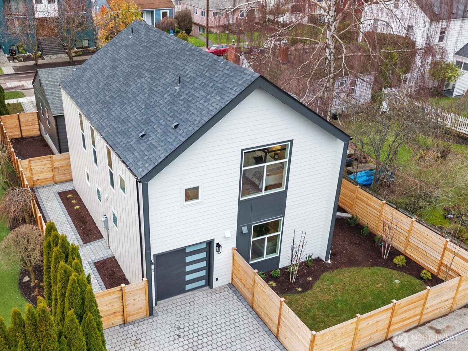 3436 33rd Avenue W, Seattle | MLS# 2460162 | Skyline Properties, Inc ...