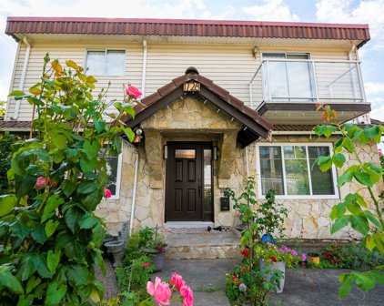 1728 Seventh Avenue, New Westminster