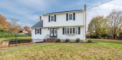 621 N Elm St, West Bridgewater