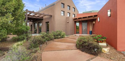 92 Paseo Del Conejo, Santa Fe