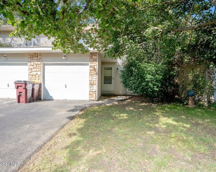 65 Velina Drive, Albany