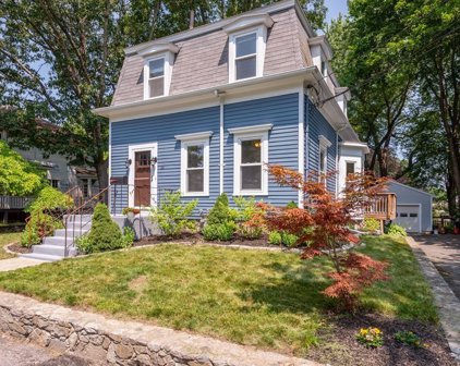 11 Chestnut St, Natick