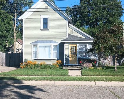 320 Oak Street, Dowagiac