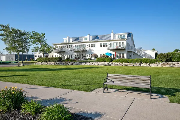 Sturgeon Bay Condominums for Sale