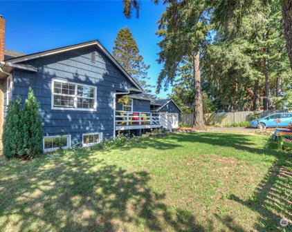 261 Madrona Street, Orcas Island