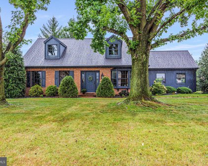 3937 Locust Grove Rd, Columbia