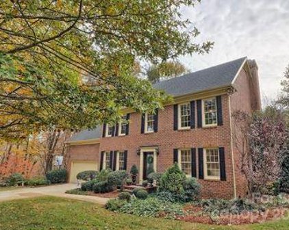 438 Shadydale  Court, Fort Mill