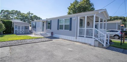9 Oak Drive, Westbrook