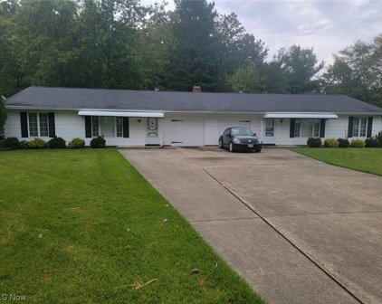 6623/6633 Harris Road, Broadview Heights