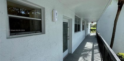 3200 Holiday Springs Blvd Unit #3-210, Margate