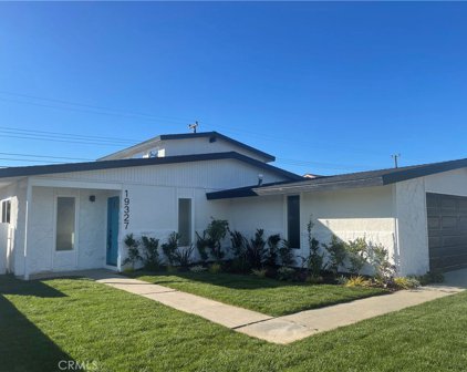 19327 Annalee Avenue, Carson
