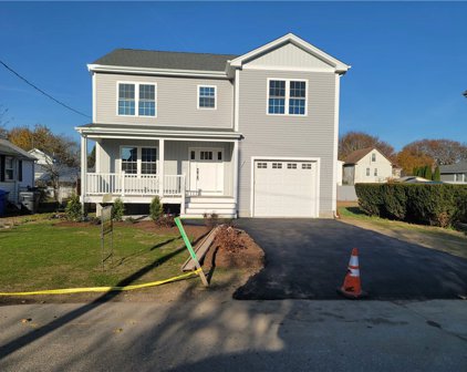 36 Miles Avenue, East Providence