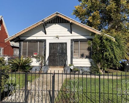 247 E 80th St, Los Angeles
