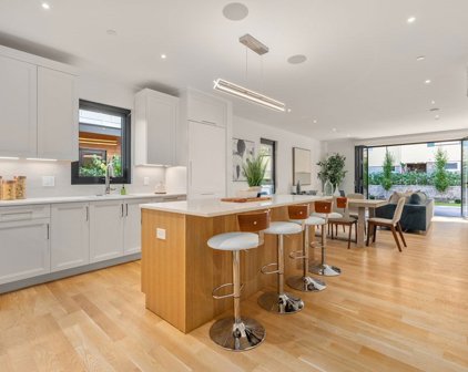 43 Stearns Road, Brookline