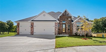 180 Ambry Loop, Centerton