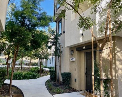 2432 Verano Way, Vista