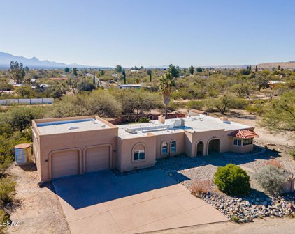 801 W Calle De Julio, Green Valley