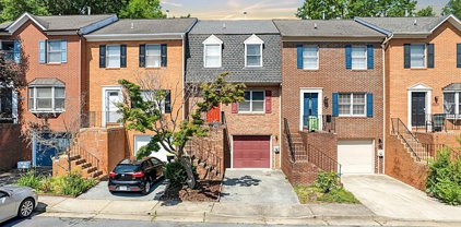 108 Fox Ct, Winchester