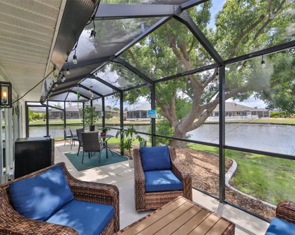 2112 W View Drive, Sun City Center