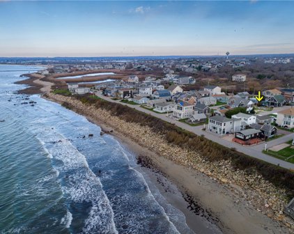 15 Lane 3, Narragansett