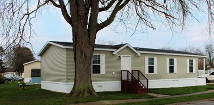 155 Carmell, Belleville