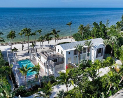 7652 Sanderling Road, Siesta Key