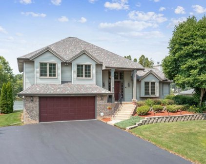 9712 Shore, Machesney Park