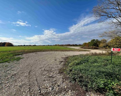5827 North Consolidated School Road, Janesville