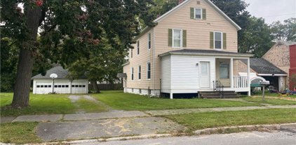 346 Leonard  Street, Oneida-Inside-251201