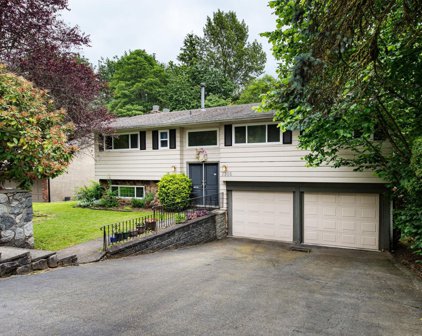7716 Lawrence Drive, Burnaby