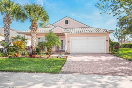 145 NW Willow Grove Avenue, Port Saint Lucie
