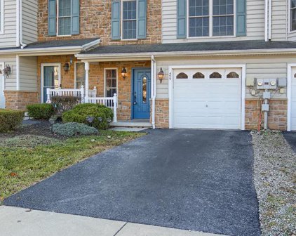 475 Sunday Dr, Harrisburg