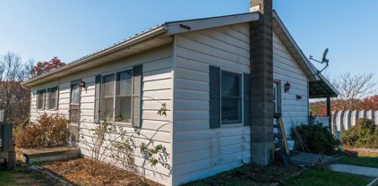 11 Azalea Ct, Berkeley Springs