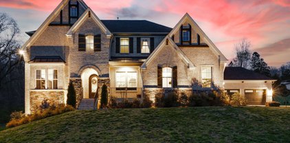 8170 Charlotte Pike, Nashville