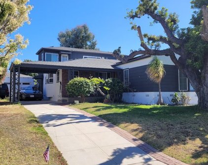 6080 W 82nd St, Los Angeles