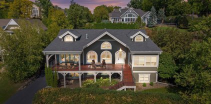 5140 Greenwood Circle, Greenwood