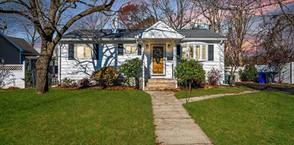 103 Meridian Drive, Brick