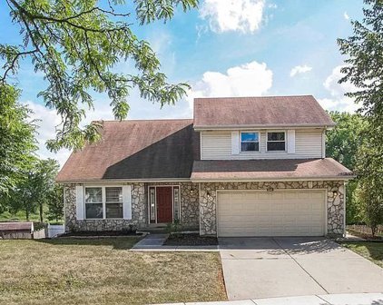 2029 Greens Court, Hoffman Estates