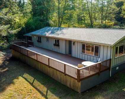 21175 President Point Road NE, Kingston