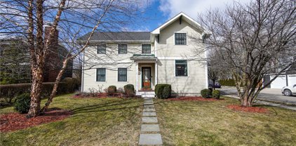 418 Lincoln  Parkway, Buffalo City-140200