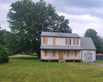 5043 Hickory Fork Road, Gloucester West