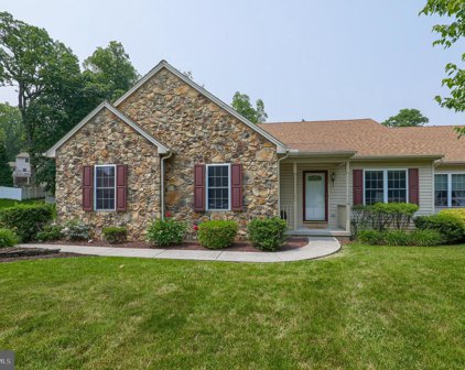 2314 Daisy Rd, York