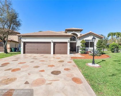 5765 NW 47th Ct, Coral Springs