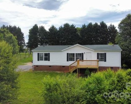2138 Hunterwood  Drive, Hickory