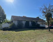 6 Drake Court, Colonie image