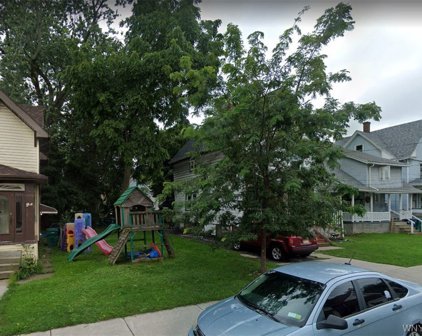 1823 Weston  Avenue, Niagara Falls-City-291100