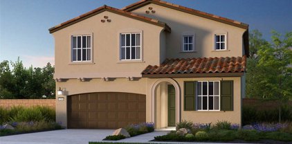 2243 Yuzu Street, Corona